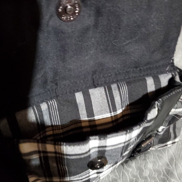 Roots crossbody - Picture 4 of 4